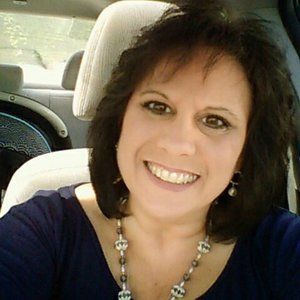 Meet your Posher, Leslie